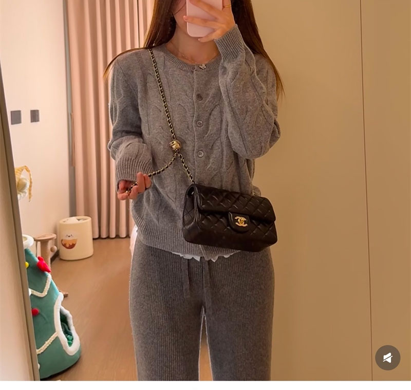 샤넬 샤넬 25K 골드볼 클래식 플랩백 미니 블랙 레플리카 1번 이미지 - Bag | 세미샵 레플리카 사이트