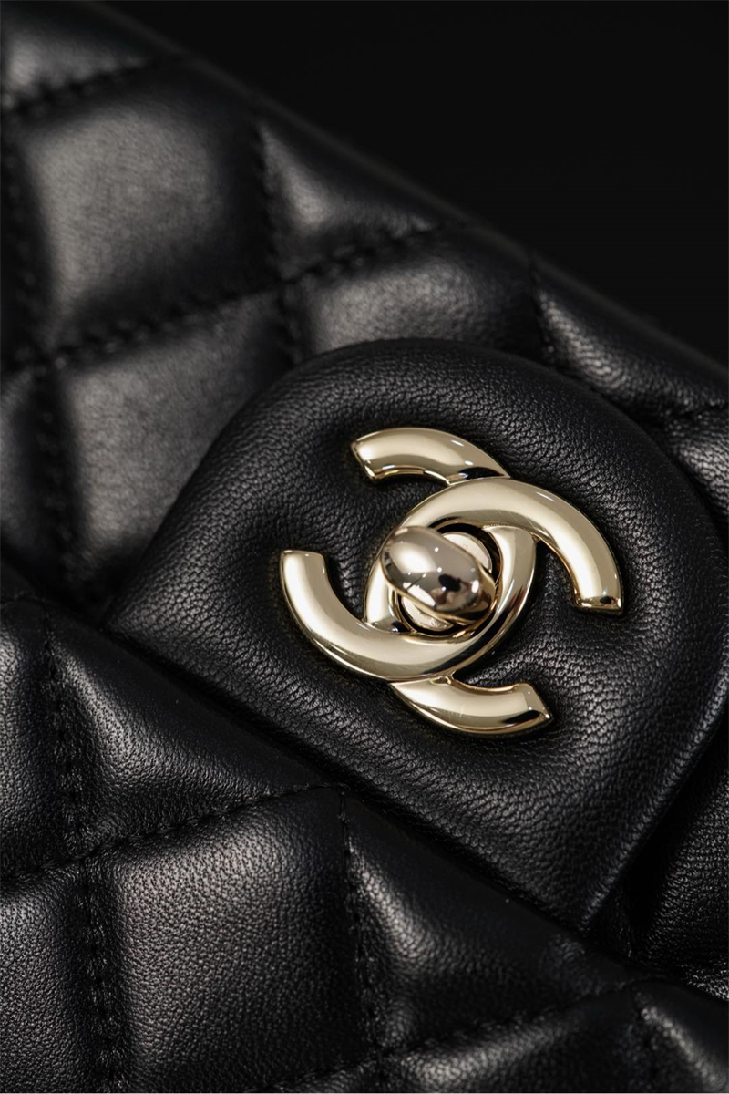 샤넬 샤넬 25K 골드볼 클래식 플랩백 쁘띠삭 블랙 레플리카 9번 이미지 - Bag | 세미샵 레플리카 사이트