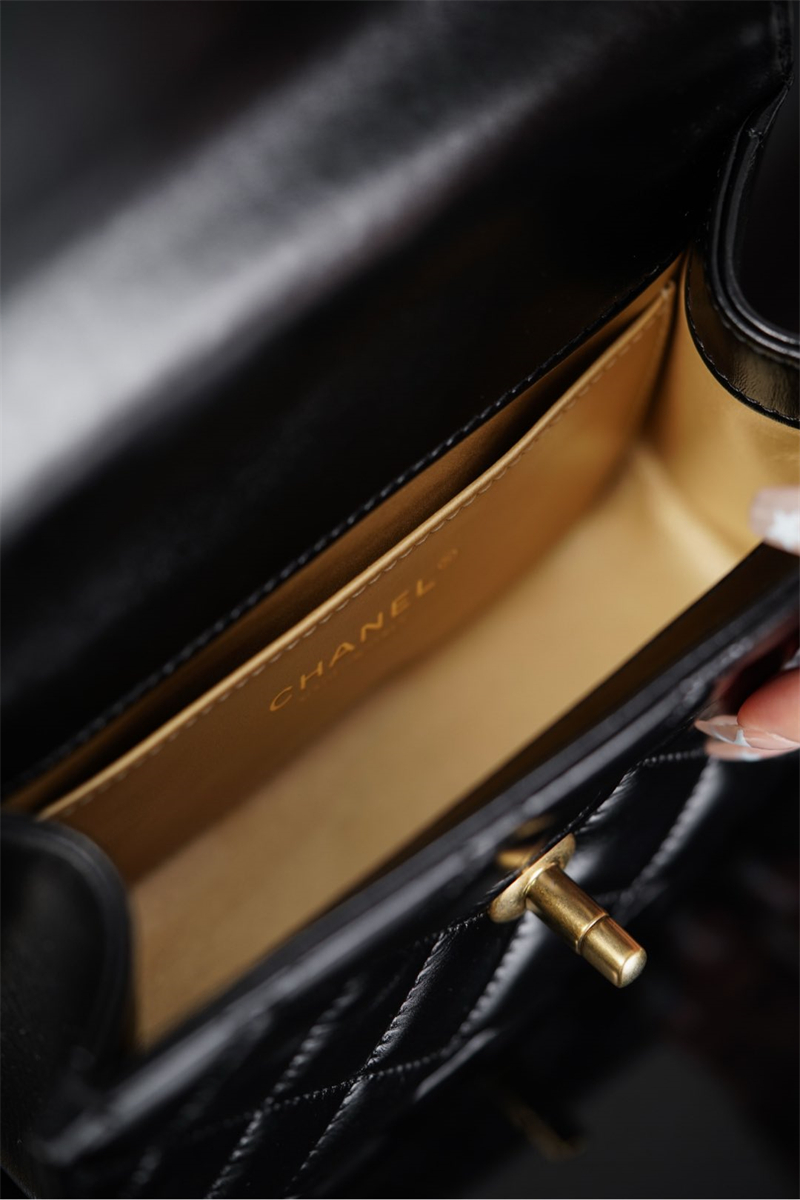 샤넬 샤넬 25S 미니 체인 플랩백 골드메탈 블랙 레플리카 13번 이미지 - Bag | 세미샵 레플리카 사이트