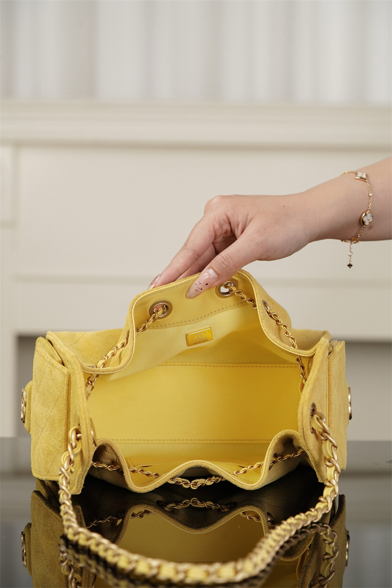 샤넬 샤넬 26C 25 미니 백 스웨이드 카프스킨 골드메탈 옐로우 레플리카 3번 이미지 - Bag | 세미샵 레플리카 사이트