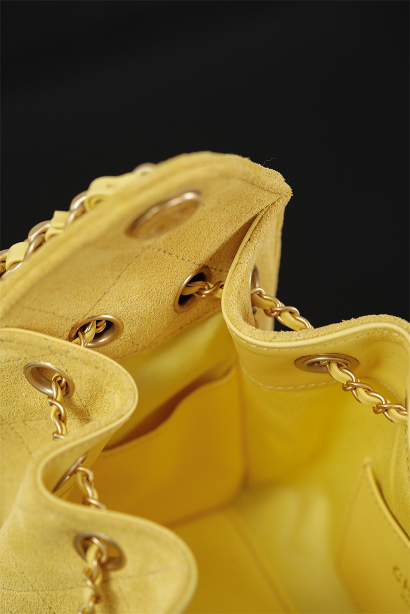 샤넬 샤넬 26C 25 미니 백 스웨이드 카프스킨 골드메탈 옐로우 레플리카 4번 이미지 - Bag | 세미샵 레플리카 사이트