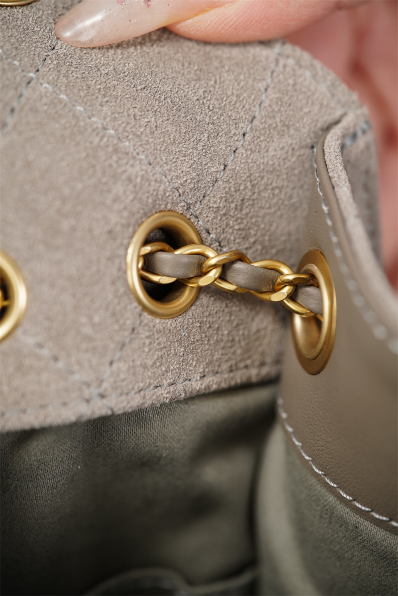 샤넬 샤넬 26C 25 미니 핸드백 그레이 스웨이드 카프스킨 레플리카 20번 이미지 - Bag | 세미샵 레플리카 사이트