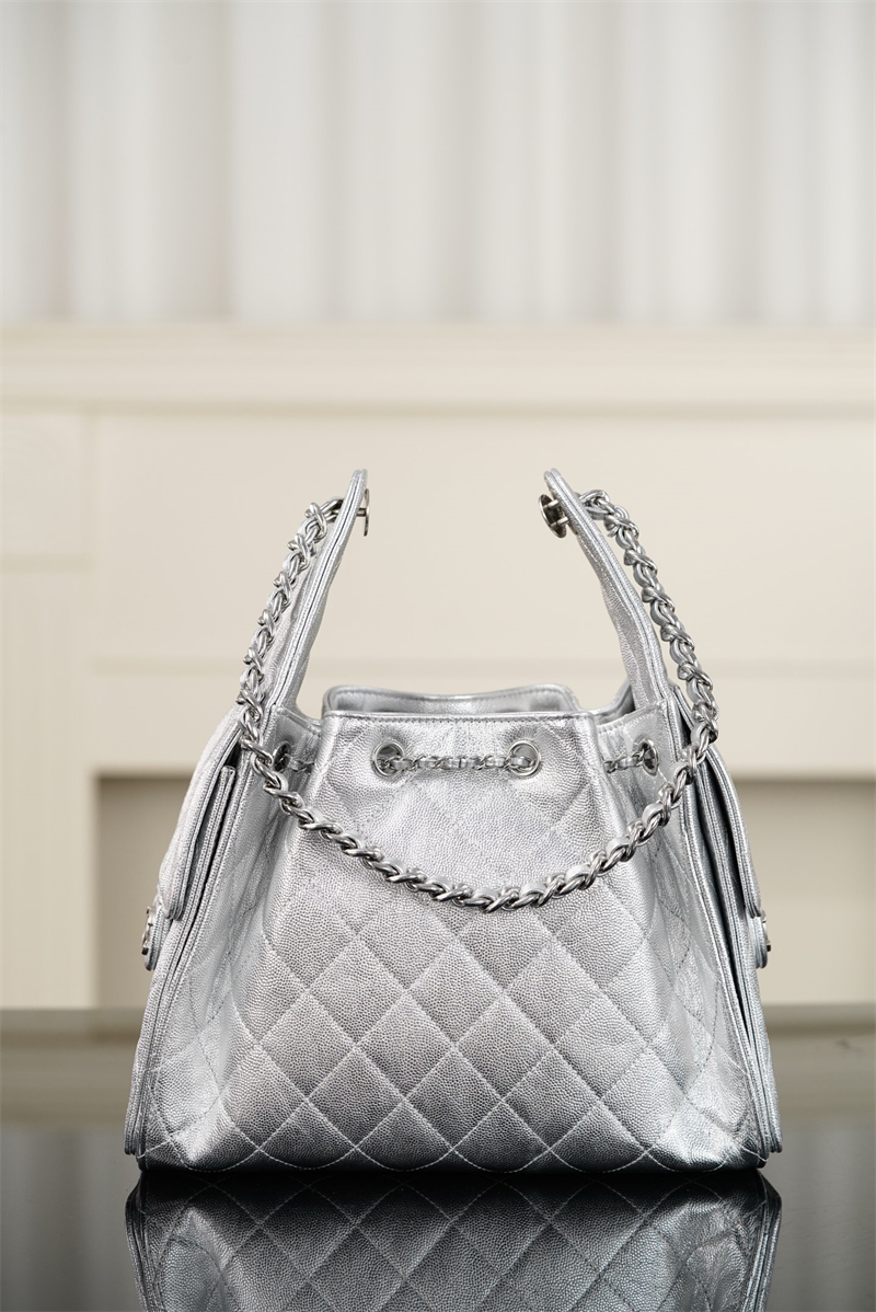 샤넬 샤넬 26C 25 스몰 핸드백 실버 메탈릭 그레인드 카프스킨 레플리카 1번 이미지 - Bag | 세미샵 레플리카 사이트