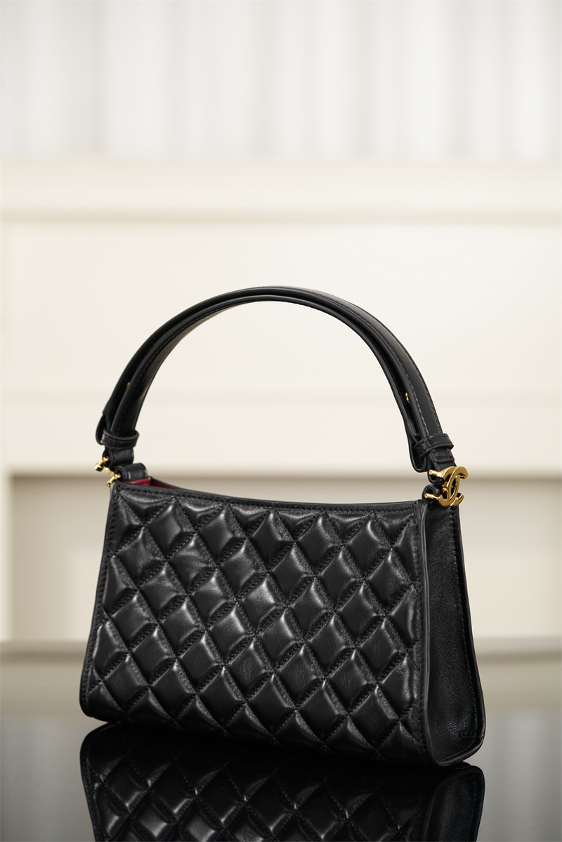 샤넬 샤넬 26X 홀리데이 퀼팅 크리스마스 에디션 호보백 레플리카 8번 이미지 - Bag | 세미샵 레플리카 사이트