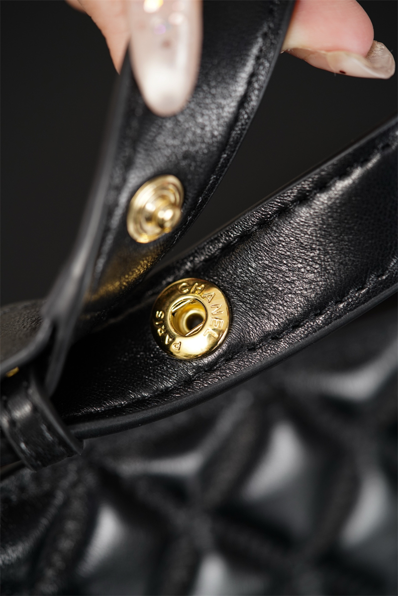 샤넬 샤넬 26X 홀리데이 퀼팅 크리스마스 에디션 호보백 레플리카 19번 이미지 - Bag | 세미샵 레플리카 사이트