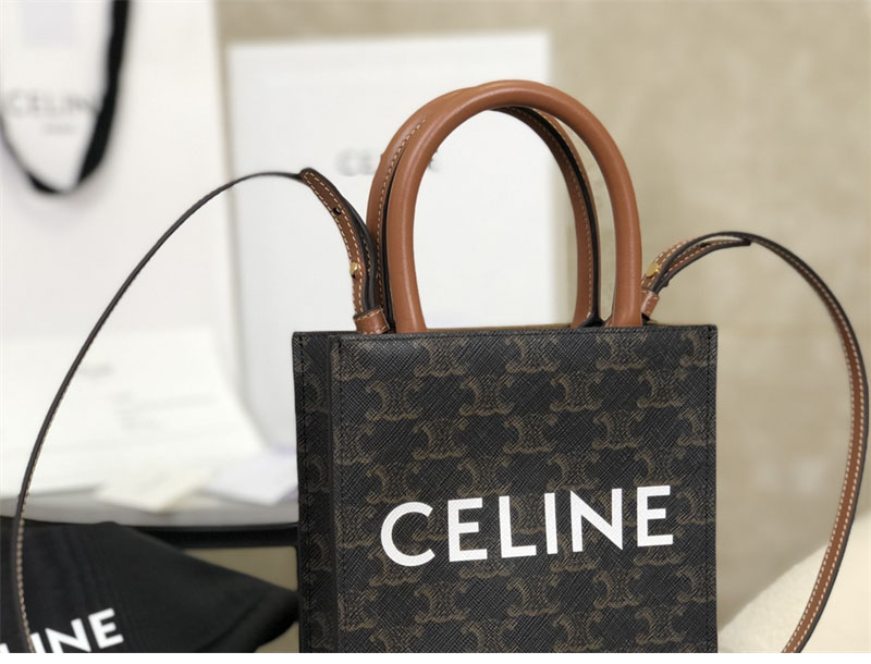 셀린느 셀린느 미니 버티컬 카바스 토트백 트리옹프 캔버스 194372 레플리카 30번 이미지 - Bag | 세미샵 레플리카 사이트