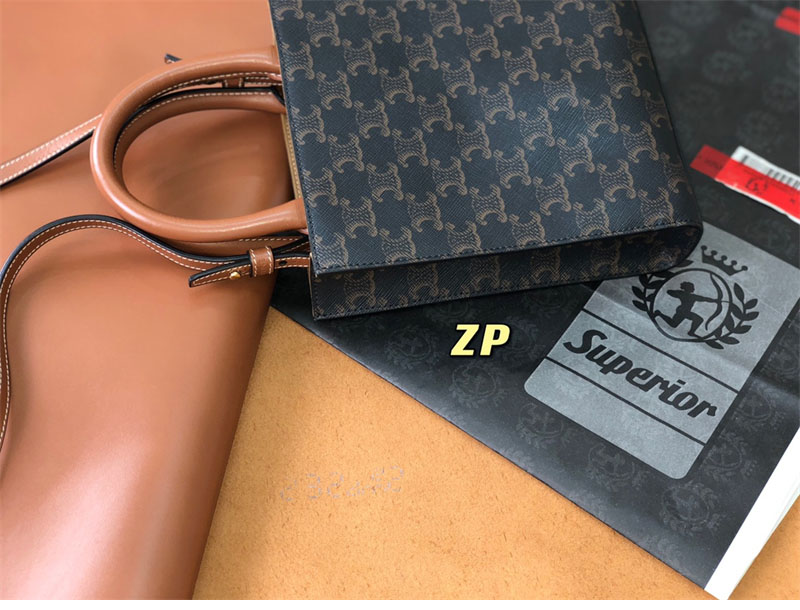 셀린느 셀린느 미니 버티컬 카바스 토트백 트리옹프 캔버스 194372 레플리카 18번 이미지 - Bag | 세미샵 레플리카 사이트