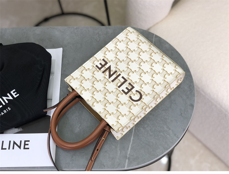 셀린느 셀린느 미니 버티컬 카바스 토트백 트리옹프 캔버스 194372 레플리카 26번 이미지 - Bag | 세미샵 레플리카 사이트