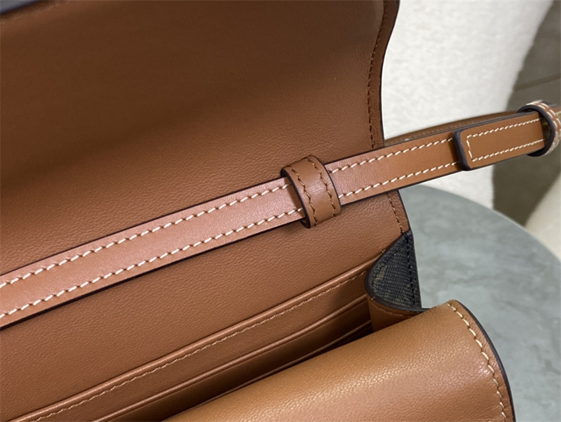 셀린느 셀린느 월렛 온 스트랩 크로스백 트리옹프 캔버스 10D852 레플리카 16번 이미지 - Bag | 세미샵 레플리카 사이트