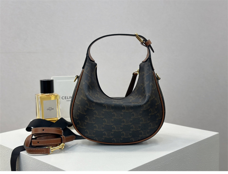 셀린느 셀린느 틴 룰루 숄더백 트리옹프 캔버스 120722 레플리카 14번 이미지 - Bag | 세미샵 레플리카 사이트