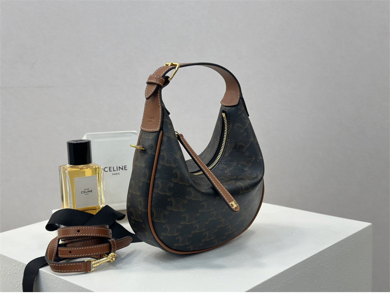 셀린느 셀린느 틴 룰루 숄더백 트리옹프 캔버스 120722 레플리카 11번 이미지 - Bag | 세미샵 레플리카 사이트