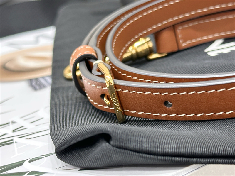 셀린느 셀린느 틴 클라라 백 트리옹프 캔버스 121672 레플리카 10번 이미지 - Bag | 세미샵 레플리카 사이트