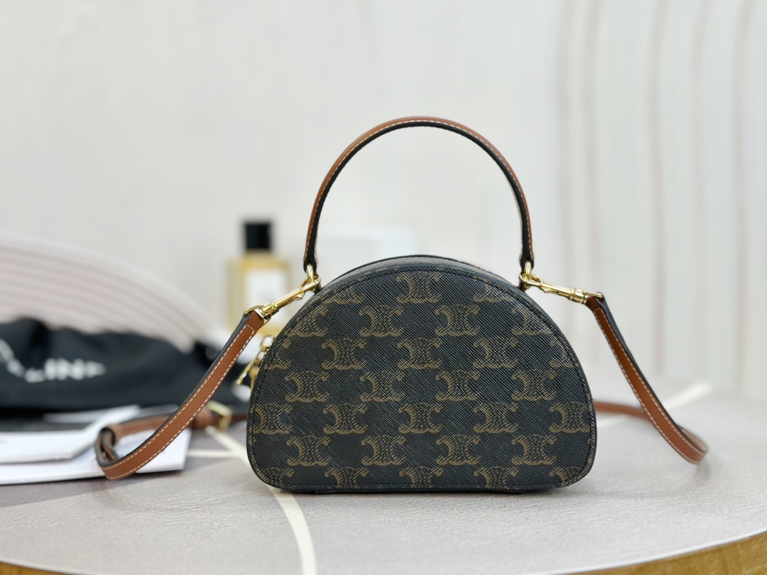 C E L I N E 셀린느 하프문 케이스 레플리카 2번 이미지 - Bag | 세미샵 레플리카 사이트