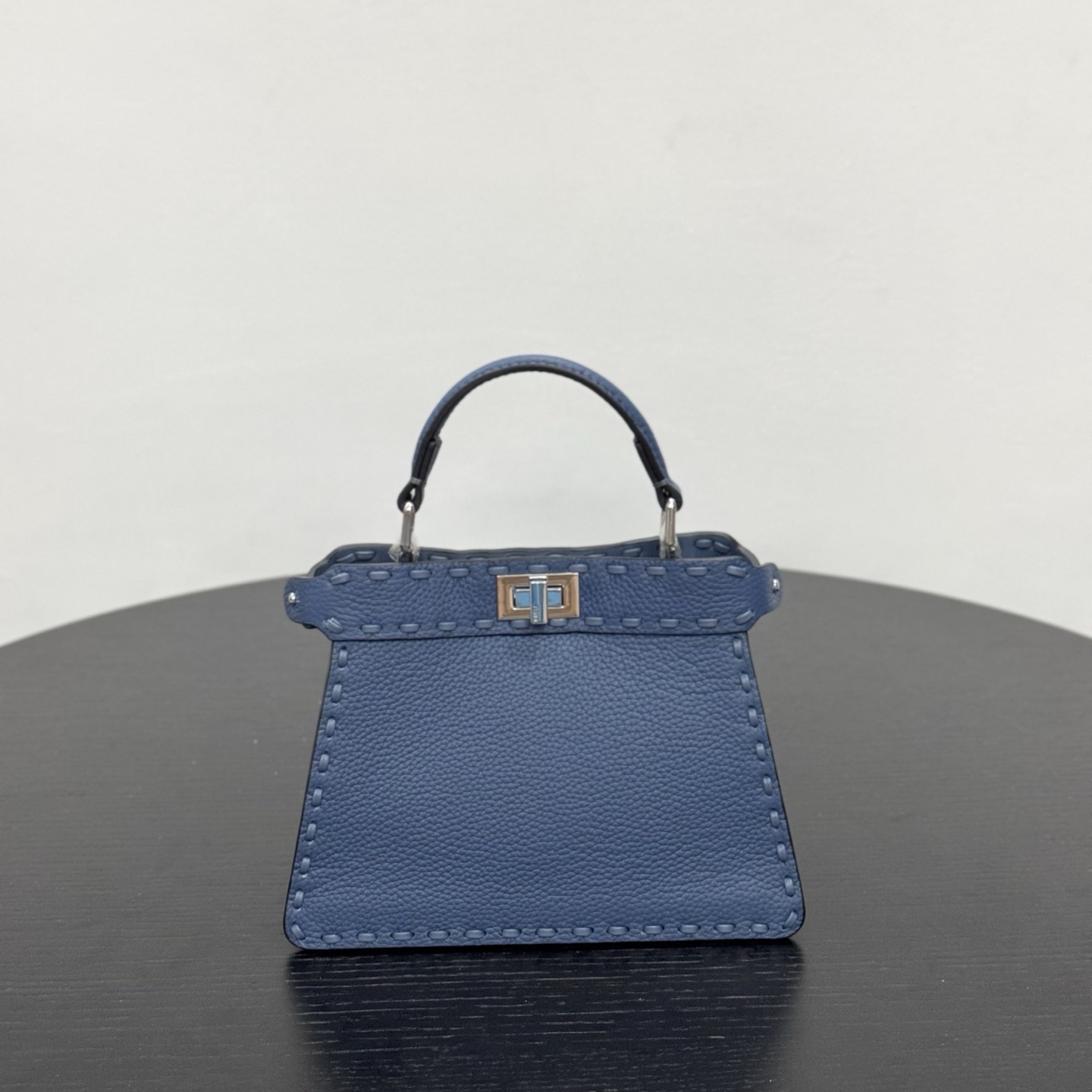 펜디 펜디 쁘띠 피카부 아이씨 유 레플리카 1번 이미지 - Bag | 세미샵 레플리카 사이트