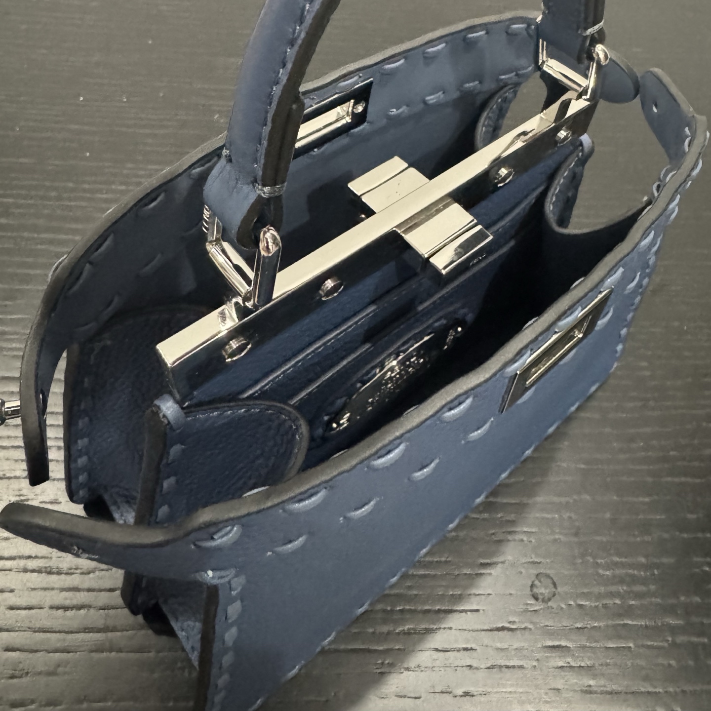 펜디 펜디 쁘띠 피카부 아이씨 유 레플리카 6번 이미지 - Bag | 세미샵 레플리카 사이트