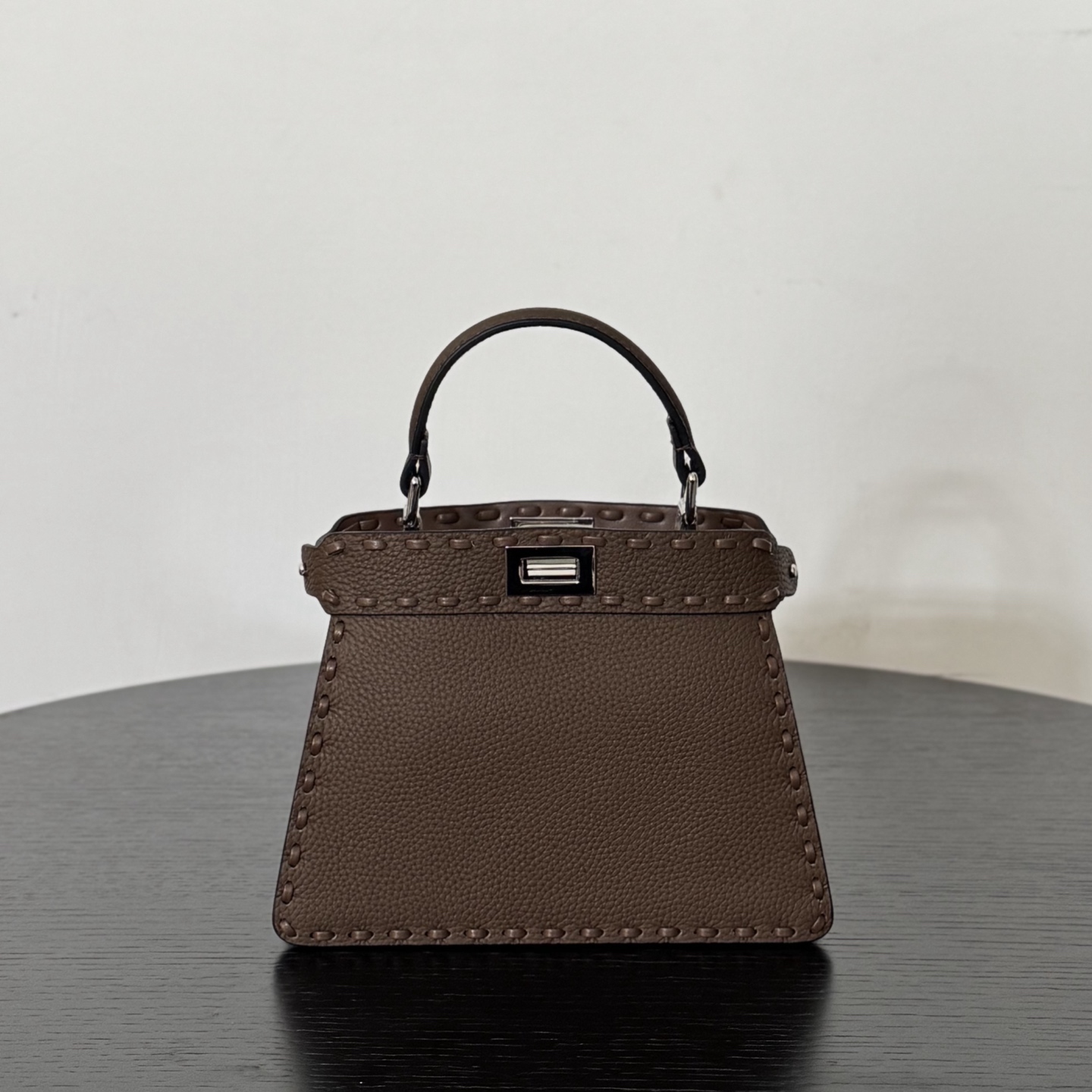 펜디 펜디 쁘띠 피카부 아이씨 유 레플리카 2번 이미지 - Bag | 세미샵 레플리카 사이트