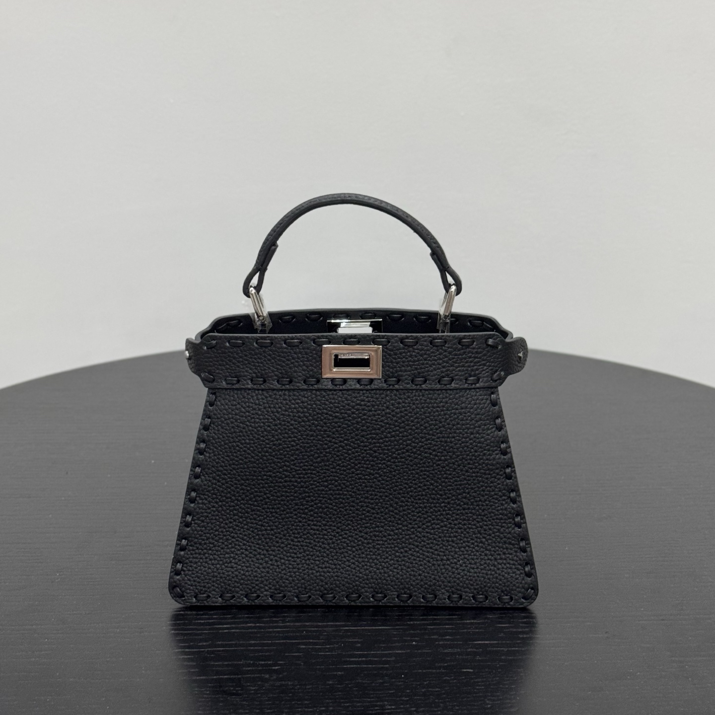 펜디 펜디 쁘띠 피카부 아이씨 유 레플리카 2번 이미지 - Bag | 세미샵 레플리카 사이트