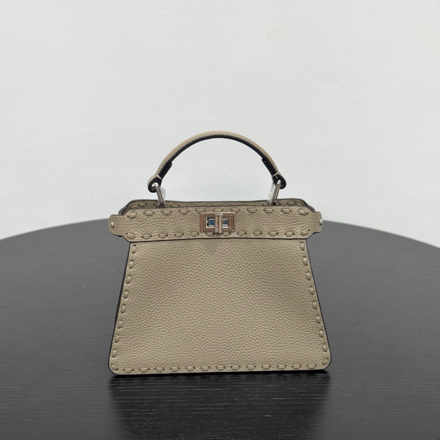 펜디 펜디 쁘띠 피카부 아이씨 유 레플리카 1번 이미지 - Bag | 세미샵 레플리카 사이트