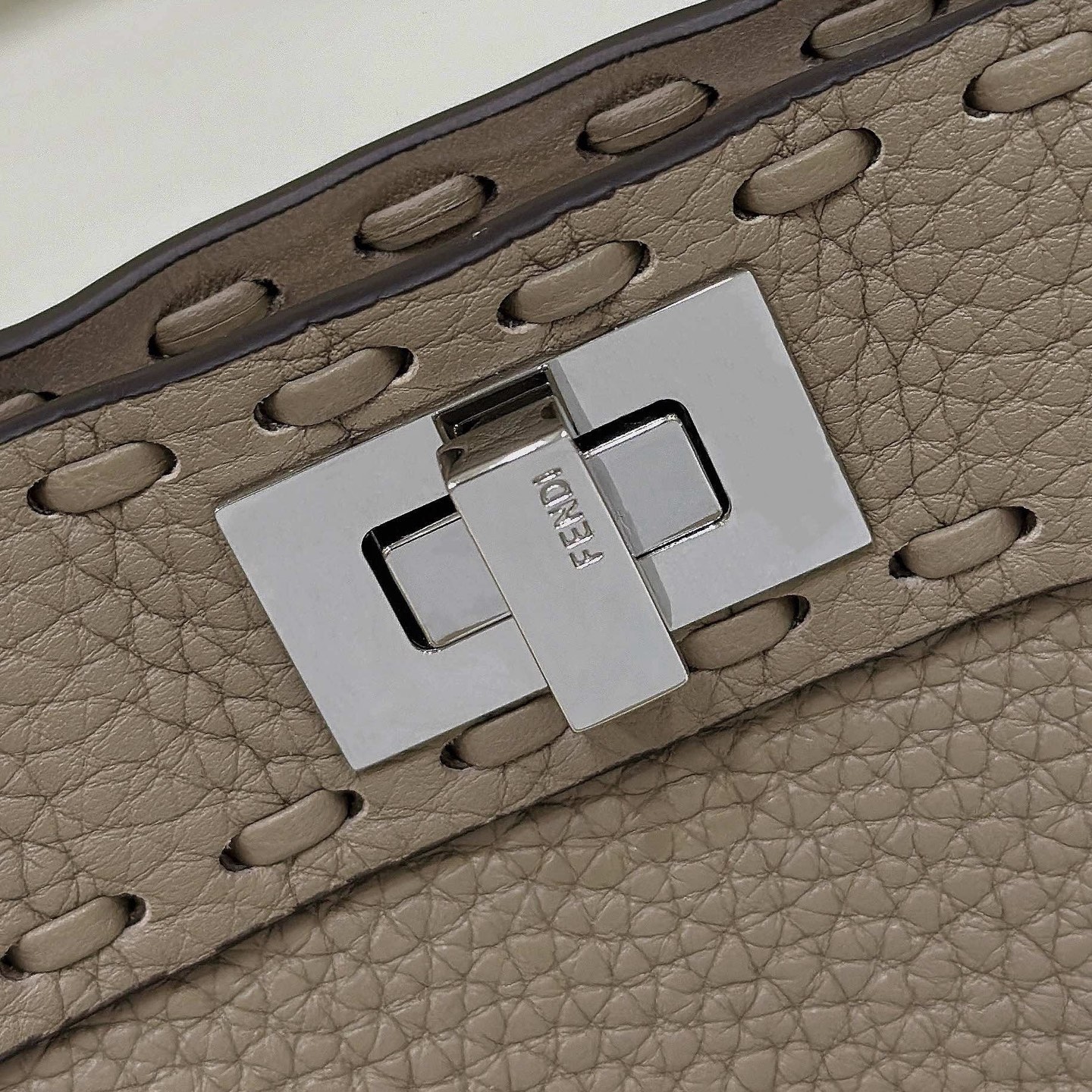 펜디 펜디 쁘띠 피카부 아이씨 유 레플리카 5번 이미지 - Bag | 세미샵 레플리카 사이트