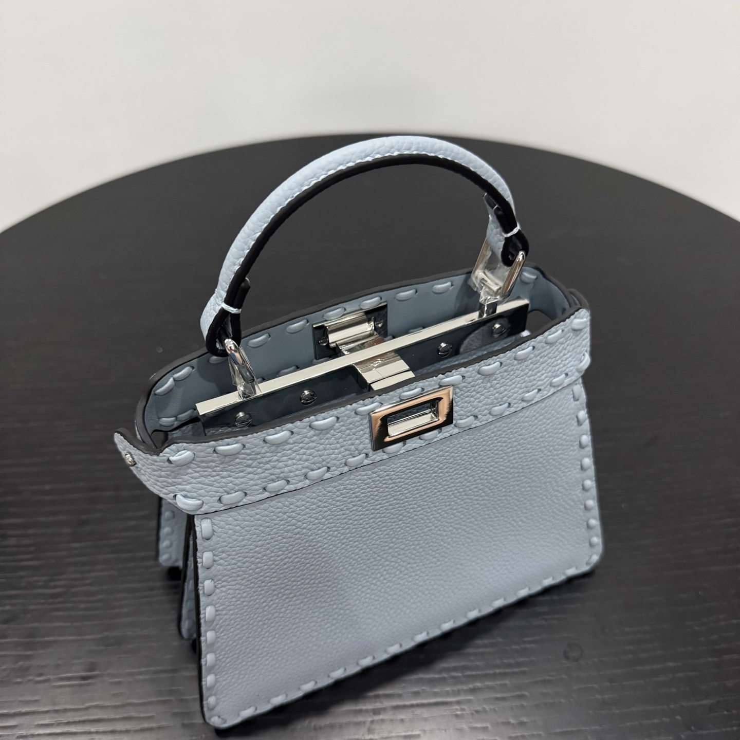 펜디 펜디 쁘띠 피카부 아이씨 유 레플리카 6번 이미지 - Bag | 세미샵 레플리카 사이트