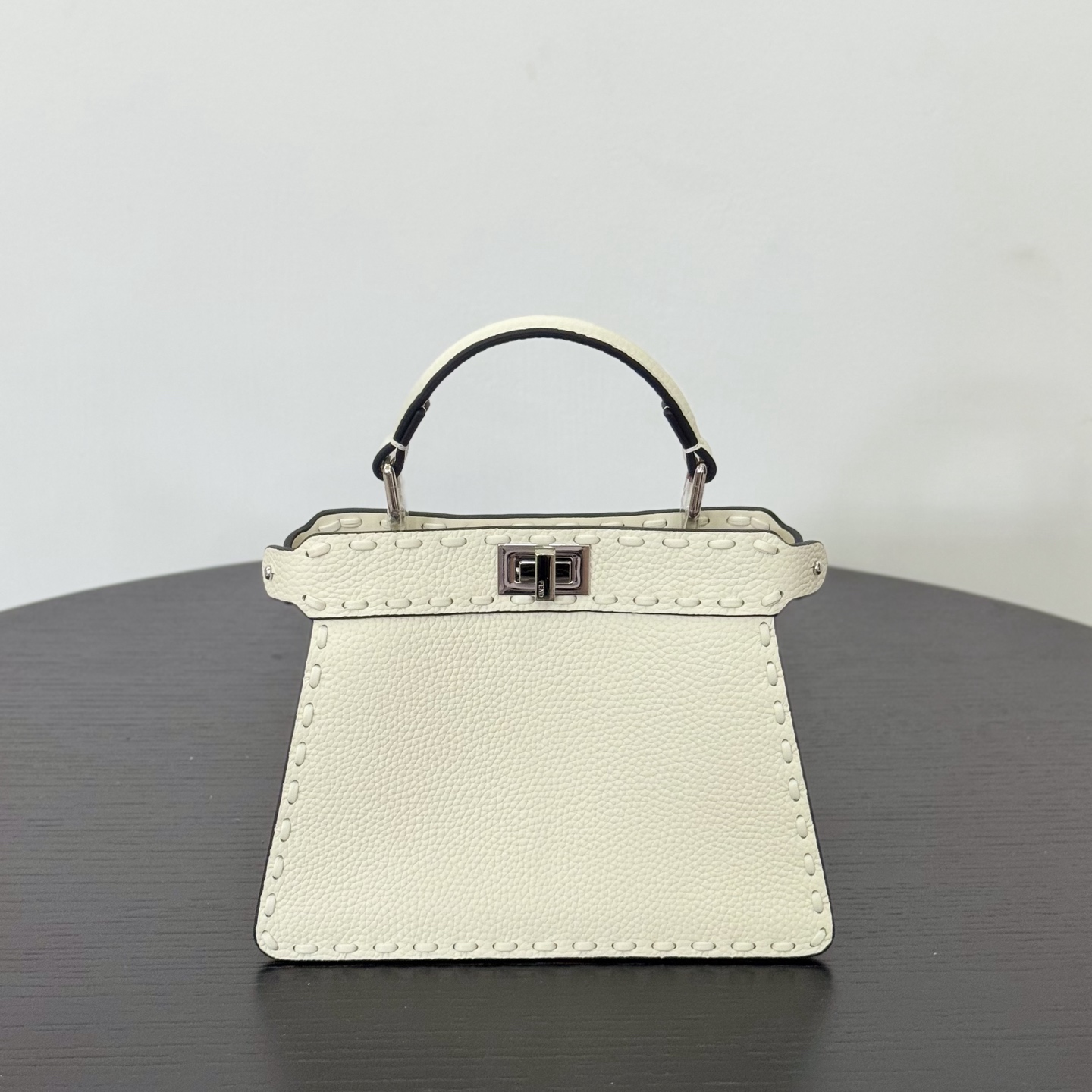 펜디 펜디 쁘띠 피카부 아이씨 유 레플리카 1번 이미지 - Bag | 세미샵 레플리카 사이트