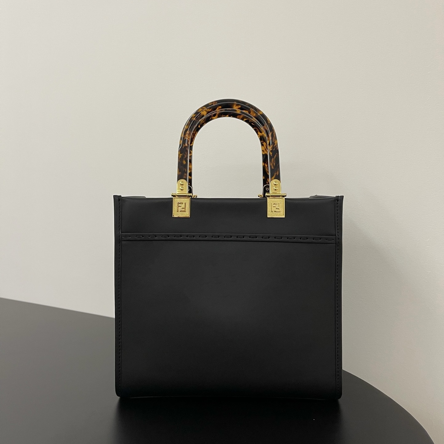 펜디 펜디 스몰 션샤인 쇼퍼백 레플리카 2번 이미지 - Bag | 세미샵 레플리카 사이트