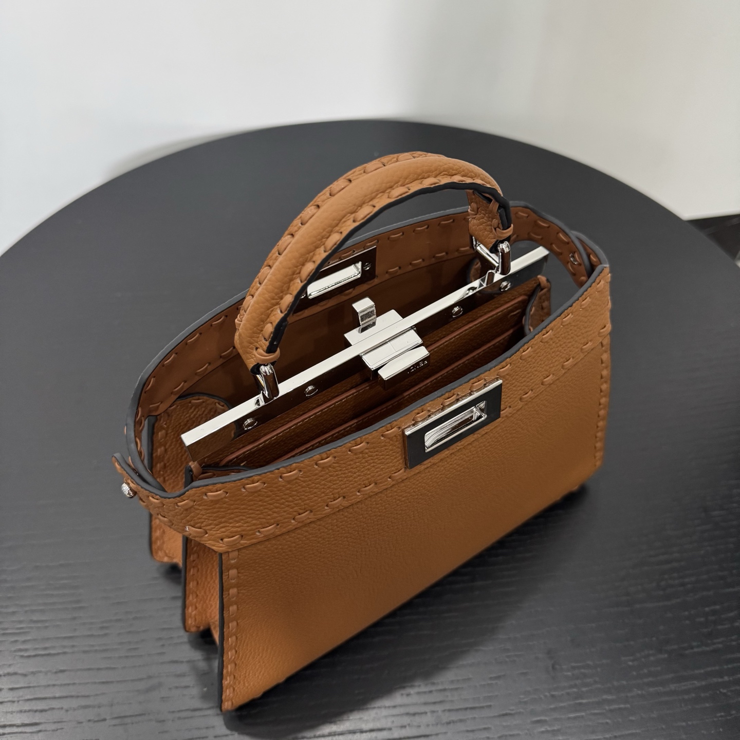 펜디 펜디 스몰 피카부 아이씨 유 레플리카 6번 이미지 - Bag | 세미샵 레플리카 사이트