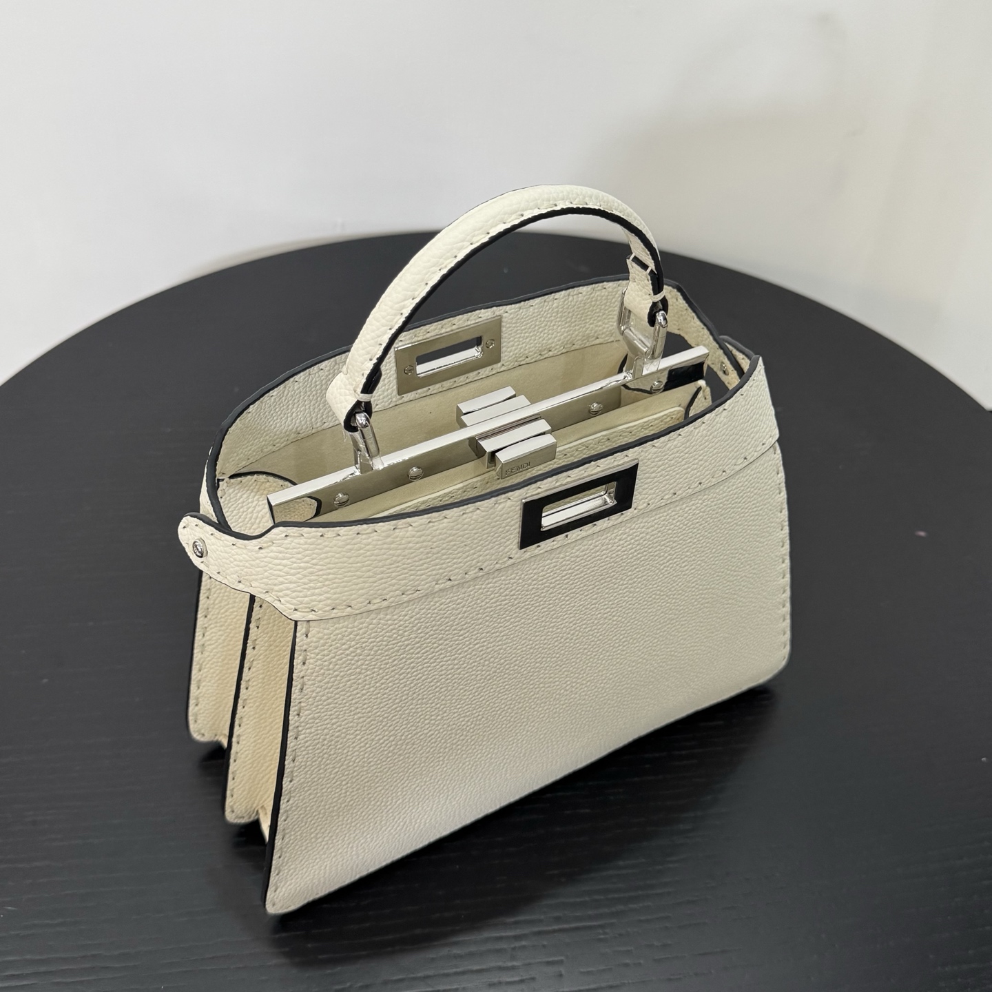 펜디 펜디 스몰 피카부 아이씨 유 레플리카 6번 이미지 - Bag | 세미샵 레플리카 사이트