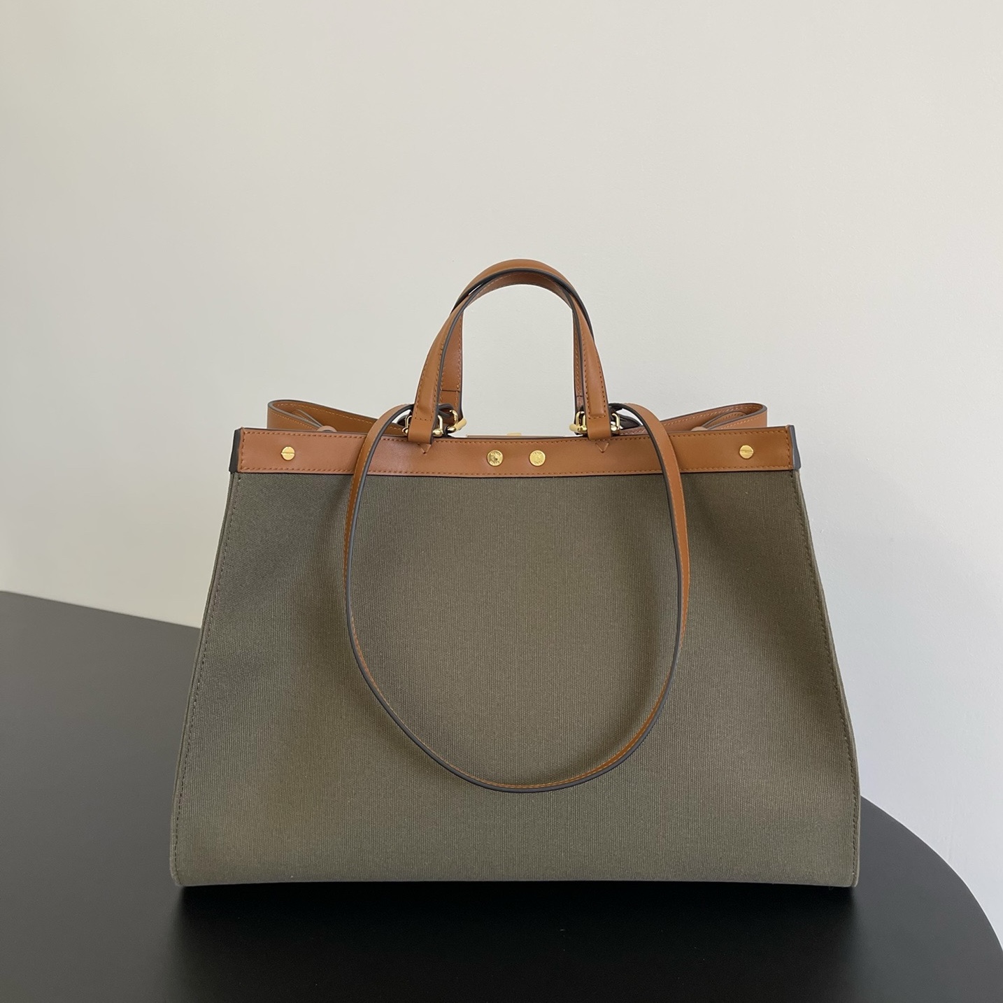 펜디 펜디 피카부 X토트 FF 카키 캔버스 레플리카 2번 이미지 - Bag | 세미샵 레플리카 사이트