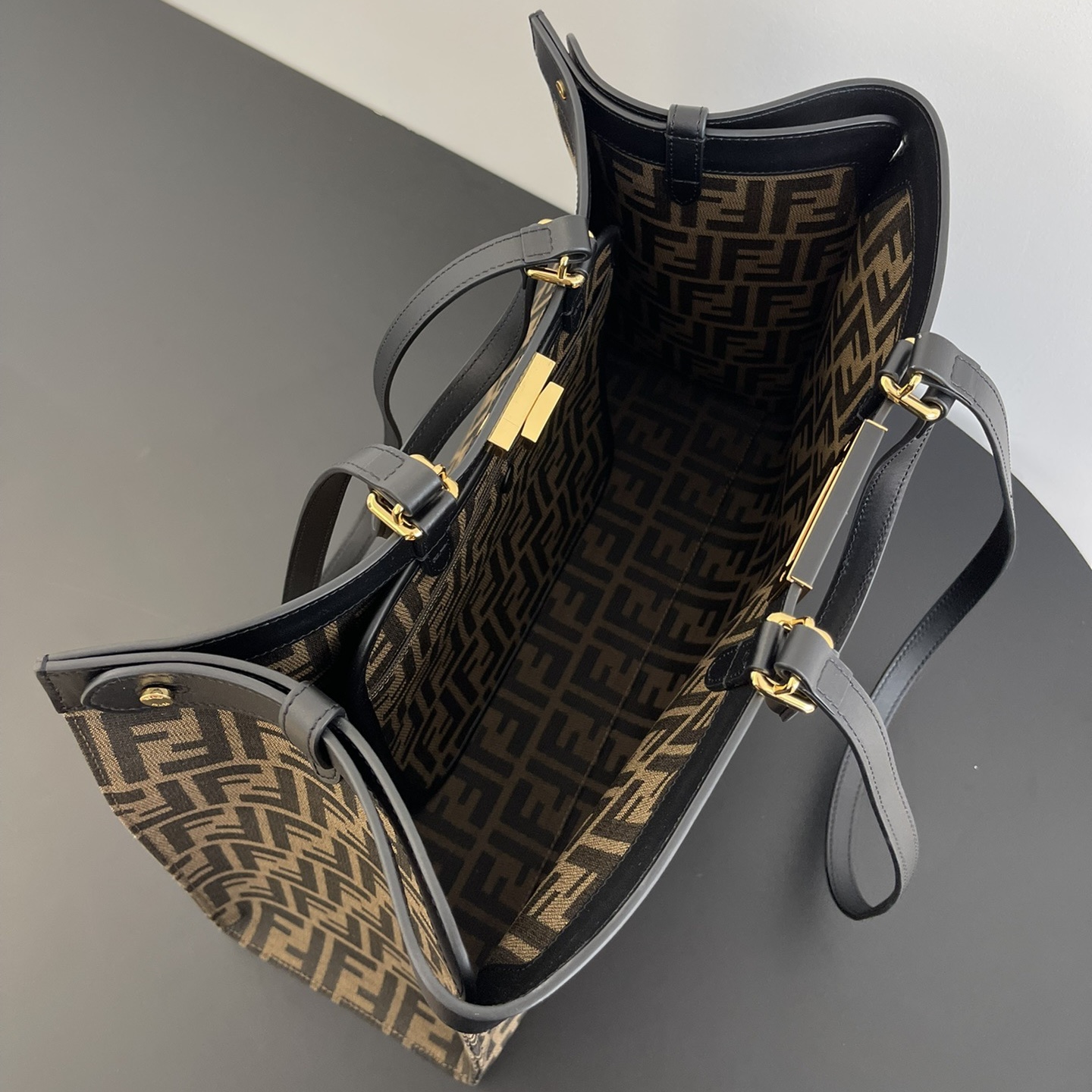 펜디 펜디 피카부 X토트 FF 캔버스 레플리카 7번 이미지 - Bag | 세미샵 레플리카 사이트