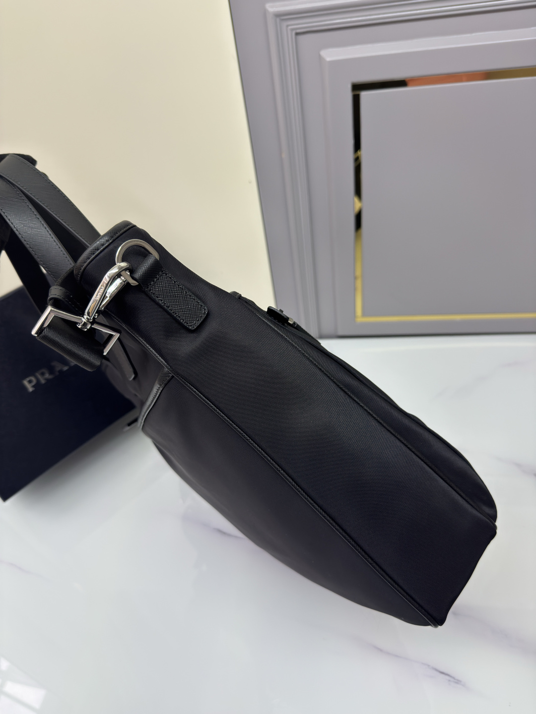 프라다 프라다 리나일론 사피아노 레더 토트백 레플리카 3번 이미지 - Bag | 세미샵 레플리카 사이트