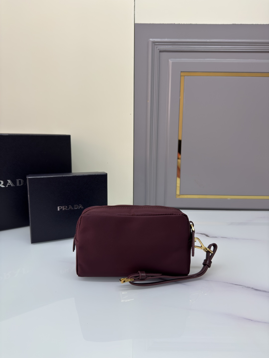 프라다 프라다 리나일론 스몰 파우치 레플리카 11번 이미지 - Bag | 세미샵 레플리카 사이트