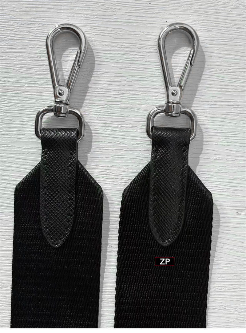 프라다 프라다 리에디션 2005 리나일론 숄더백 레플리카 13번 이미지 - Bag | 세미샵 레플리카 사이트