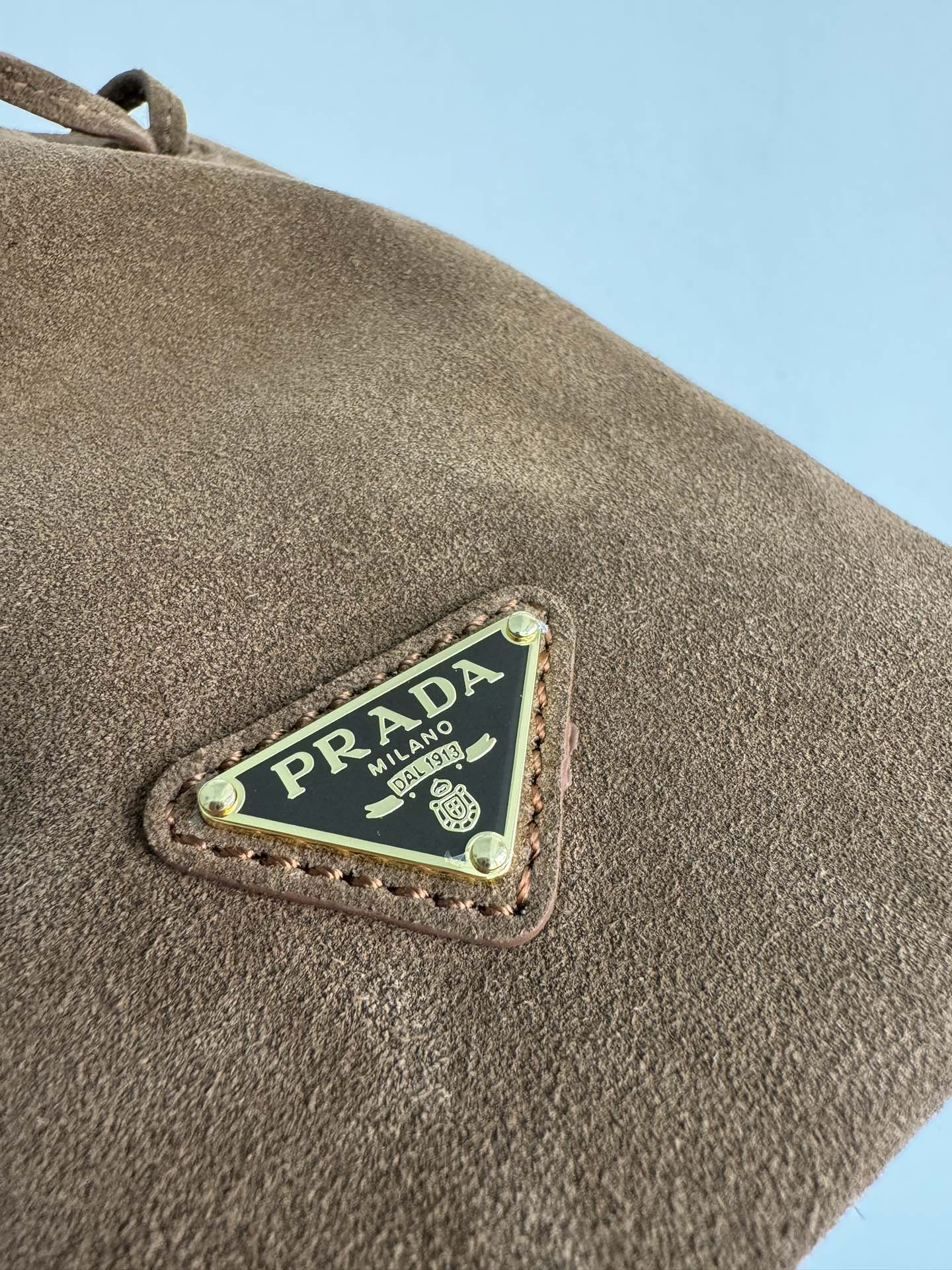 프라다 프라다 미니 스웨이드 숄더백 레플리카 5번 이미지 - Bag | 세미샵 레플리카 사이트