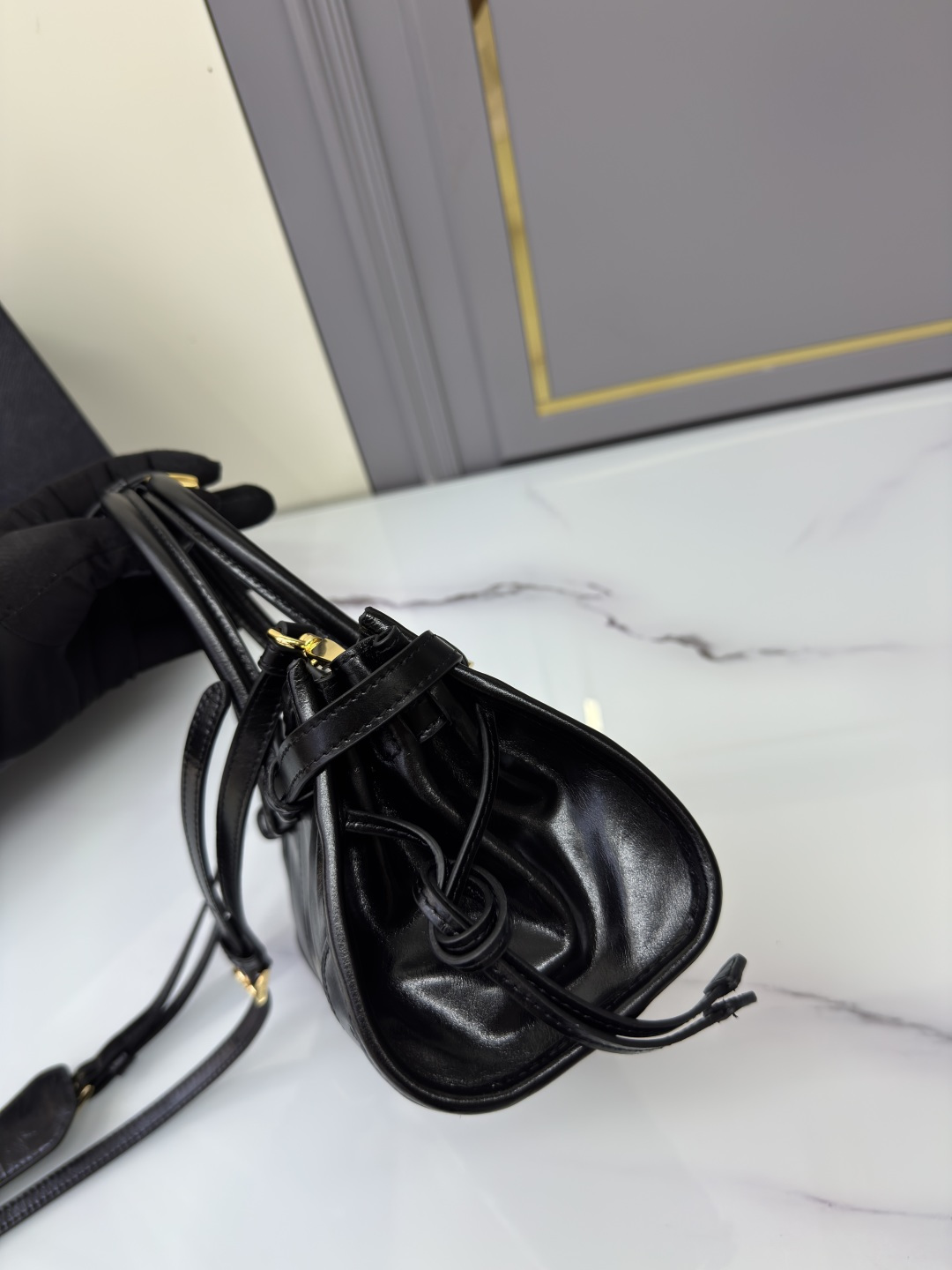 프라다 프라다 보니 미니 탑 핸들 레플리카 3번 이미지 - Bag | 세미샵 레플리카 사이트