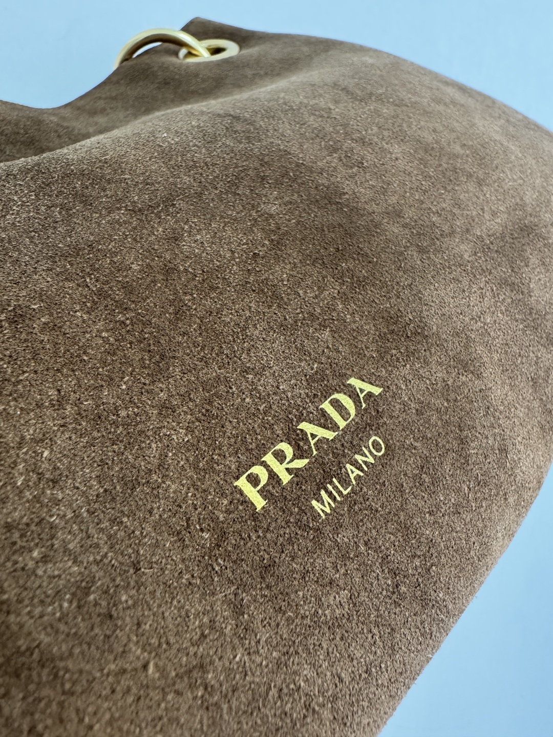 프라다 프라다 에튀드 라지 스웨이드 숄더백 레플리카 5번 이미지 - Bag | 세미샵 레플리카 사이트