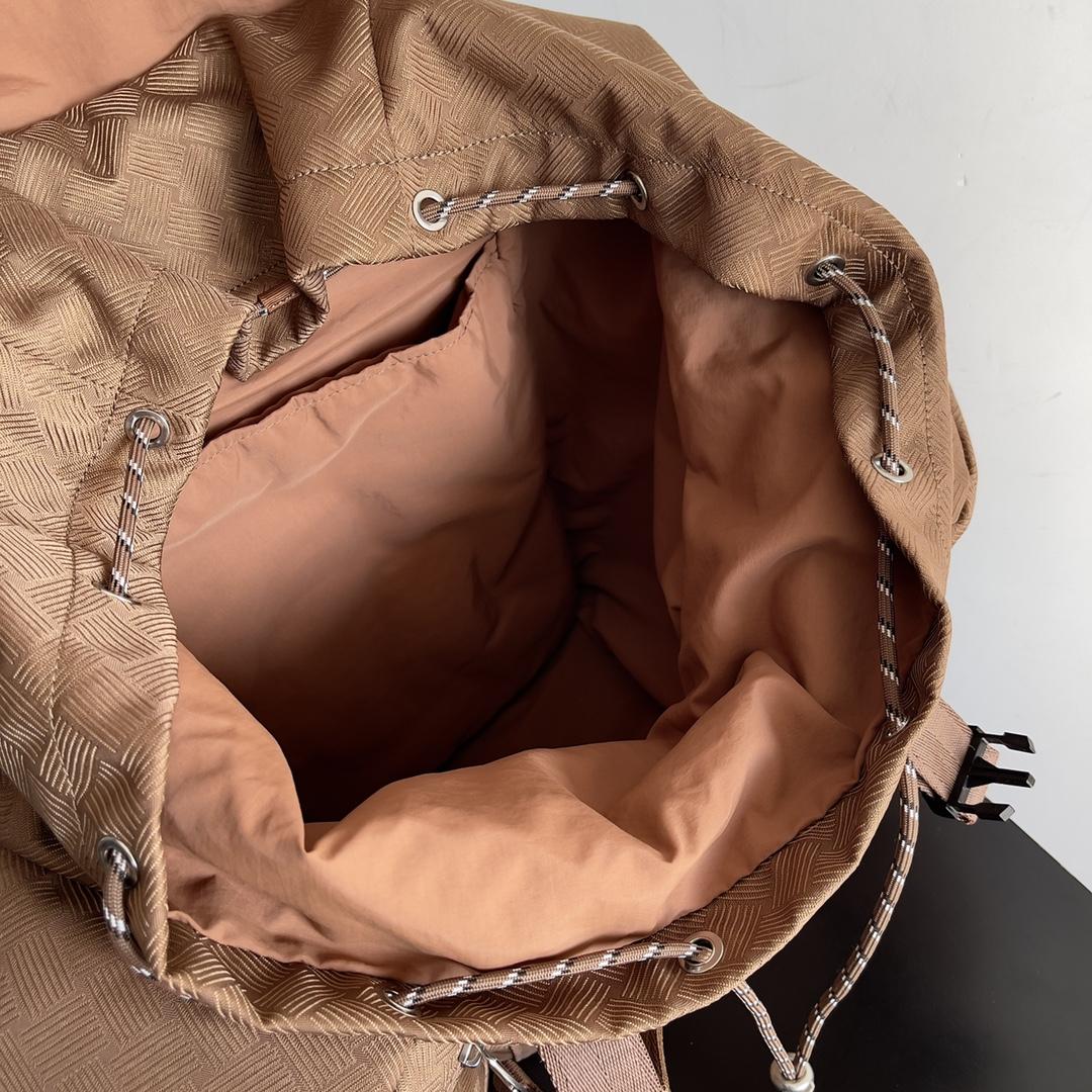 Bottega Veneta Bottega Veneta Alto Nylon BackPack 레플리카 15번 이미지 - Bag | 세미샵 레플리카 사이트