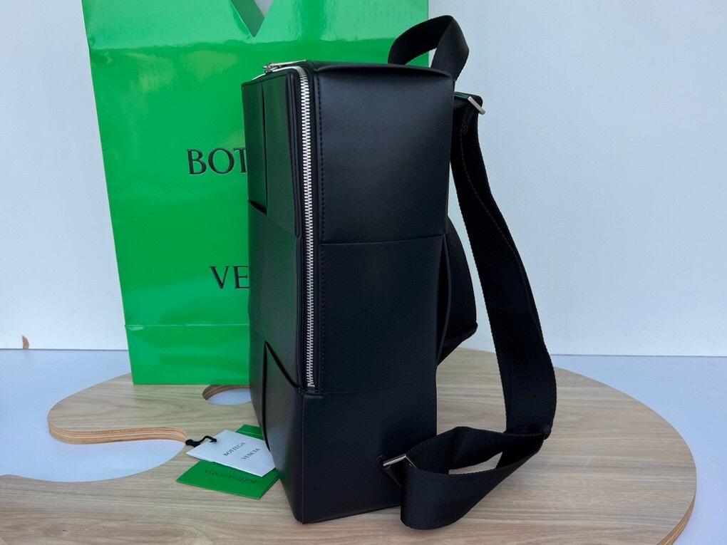 Bottega Veneta Bottega Veneta Arco BackPack 레플리카 11번 이미지 - Bag | 세미샵 레플리카 사이트