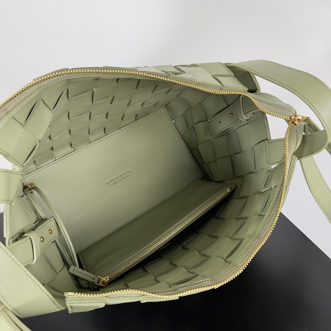 Bottega Veneta Bottega Veneta Bowling Cassette Tote 레플리카 32번 이미지 - Bag | 세미샵 레플리카 사이트