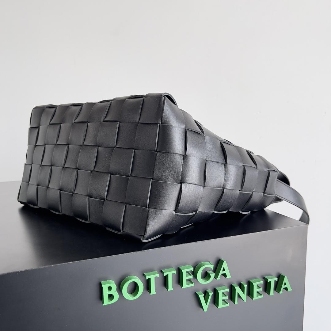 Bottega Veneta Bottega Veneta Bowling Cassette Tote 레플리카 35번 이미지 - Bag | 세미샵 레플리카 사이트
