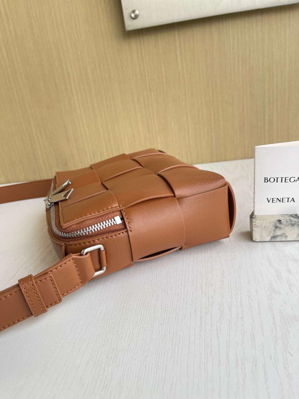 Bottega Veneta Bottega Veneta Cassette Camera Bag 레플리카 3번 이미지 - Bag | 세미샵 레플리카 사이트