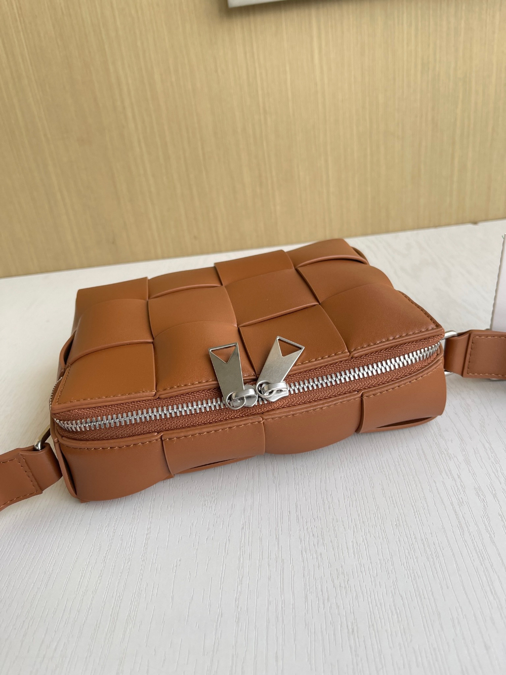 Bottega Veneta Bottega Veneta Cassette Camera Bag 레플리카 5번 이미지 - Bag | 세미샵 레플리카 사이트