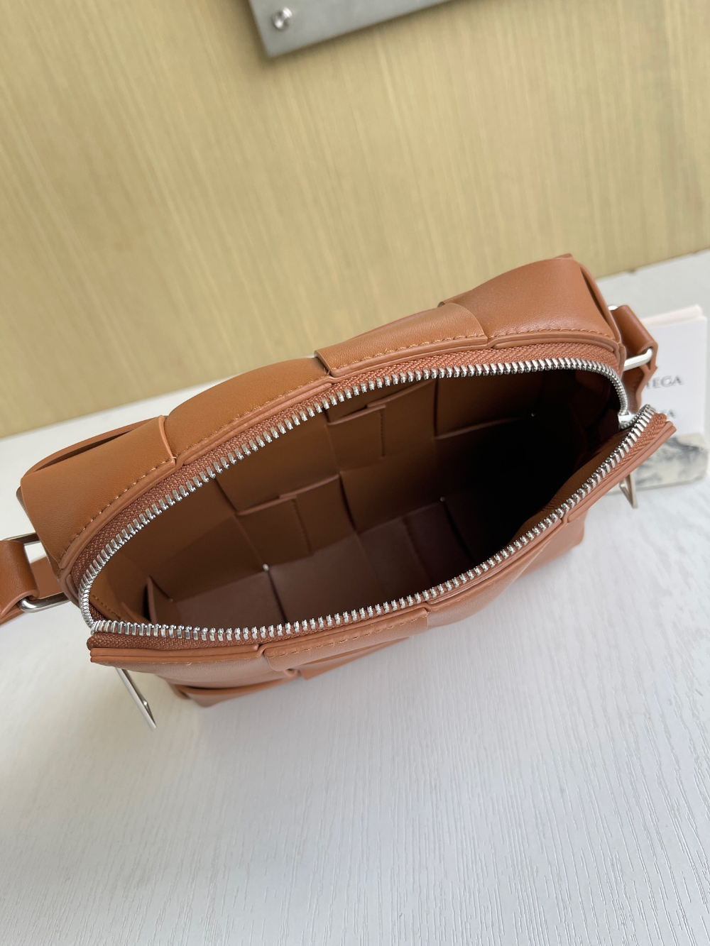 Bottega Veneta Bottega Veneta Cassette Camera Bag 레플리카 8번 이미지 - Bag | 세미샵 레플리카 사이트