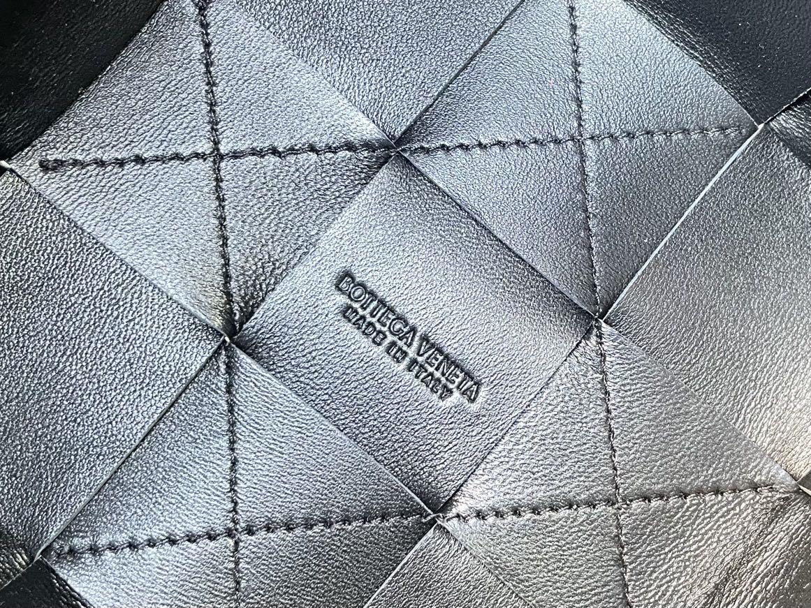 Bottega Veneta Bottega Veneta Cassette Crossbody Bucket 레플리카 30번 이미지 - Bag | 세미샵 레플리카 사이트