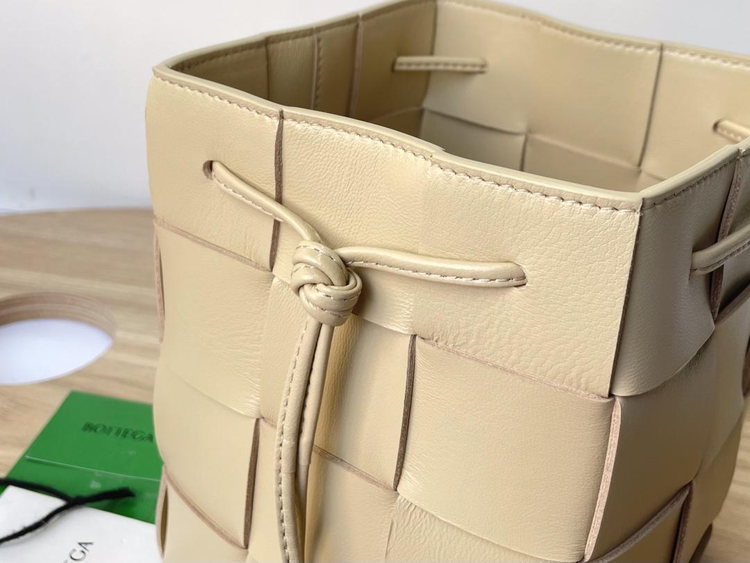 Bottega Veneta Bottega Veneta Cassette Crossbody Bucket 레플리카 33번 이미지 - Bag | 세미샵 레플리카 사이트