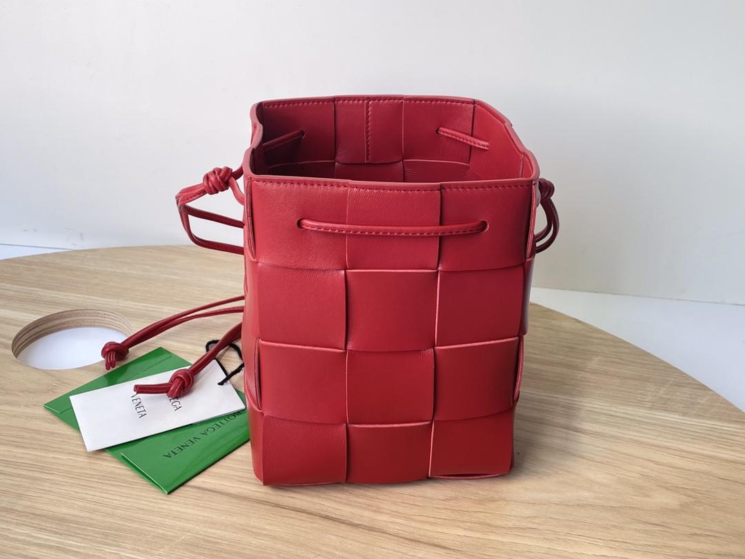 Bottega Veneta Bottega Veneta Cassette Crossbody Bucket 레플리카 38번 이미지 - Bag | 세미샵 레플리카 사이트