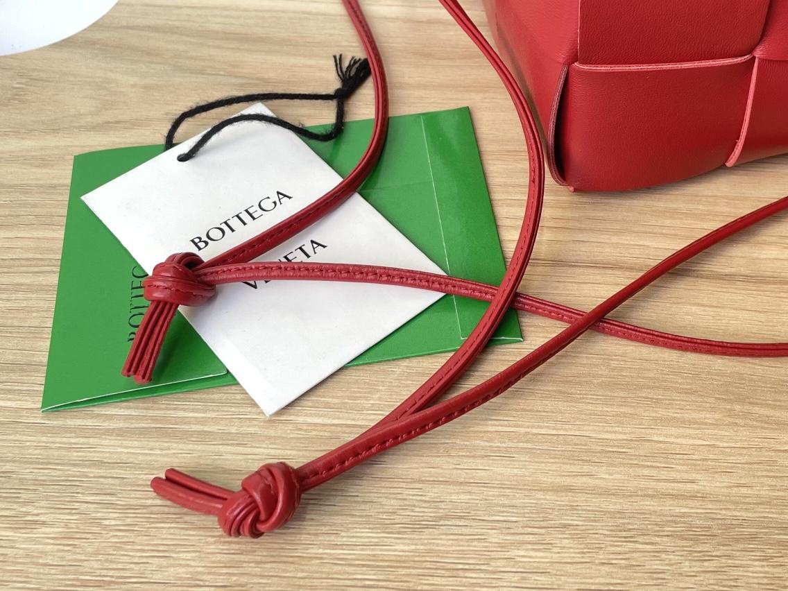 Bottega Veneta Bottega Veneta Cassette Crossbody Bucket 레플리카 42번 이미지 - Bag | 세미샵 레플리카 사이트