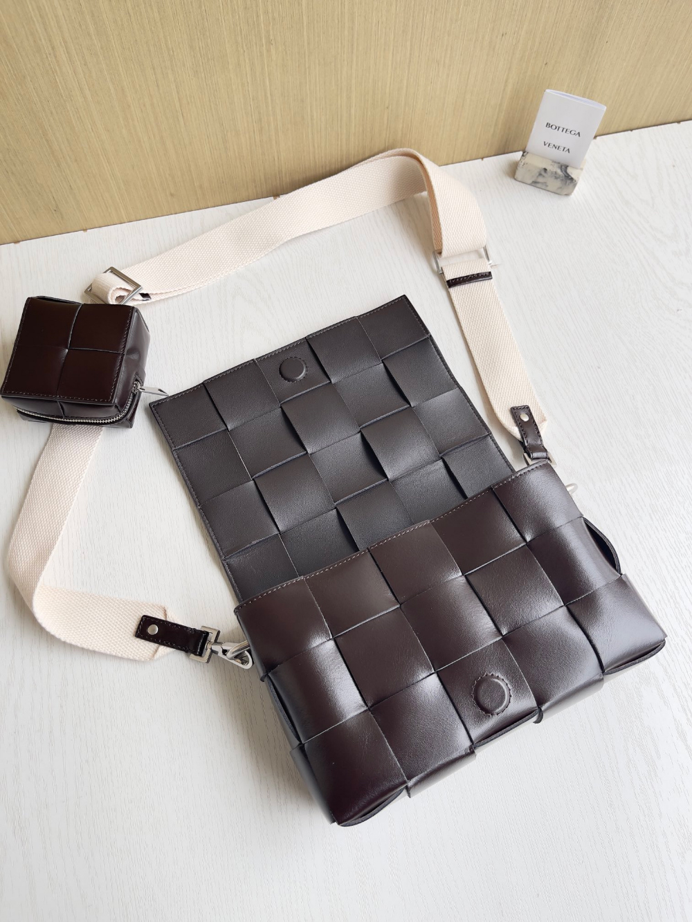 Bottega Veneta Bottega Veneta Cassette With Versatile Strap 레플리카 6번 이미지 - Bag | 세미샵 레플리카 사이트