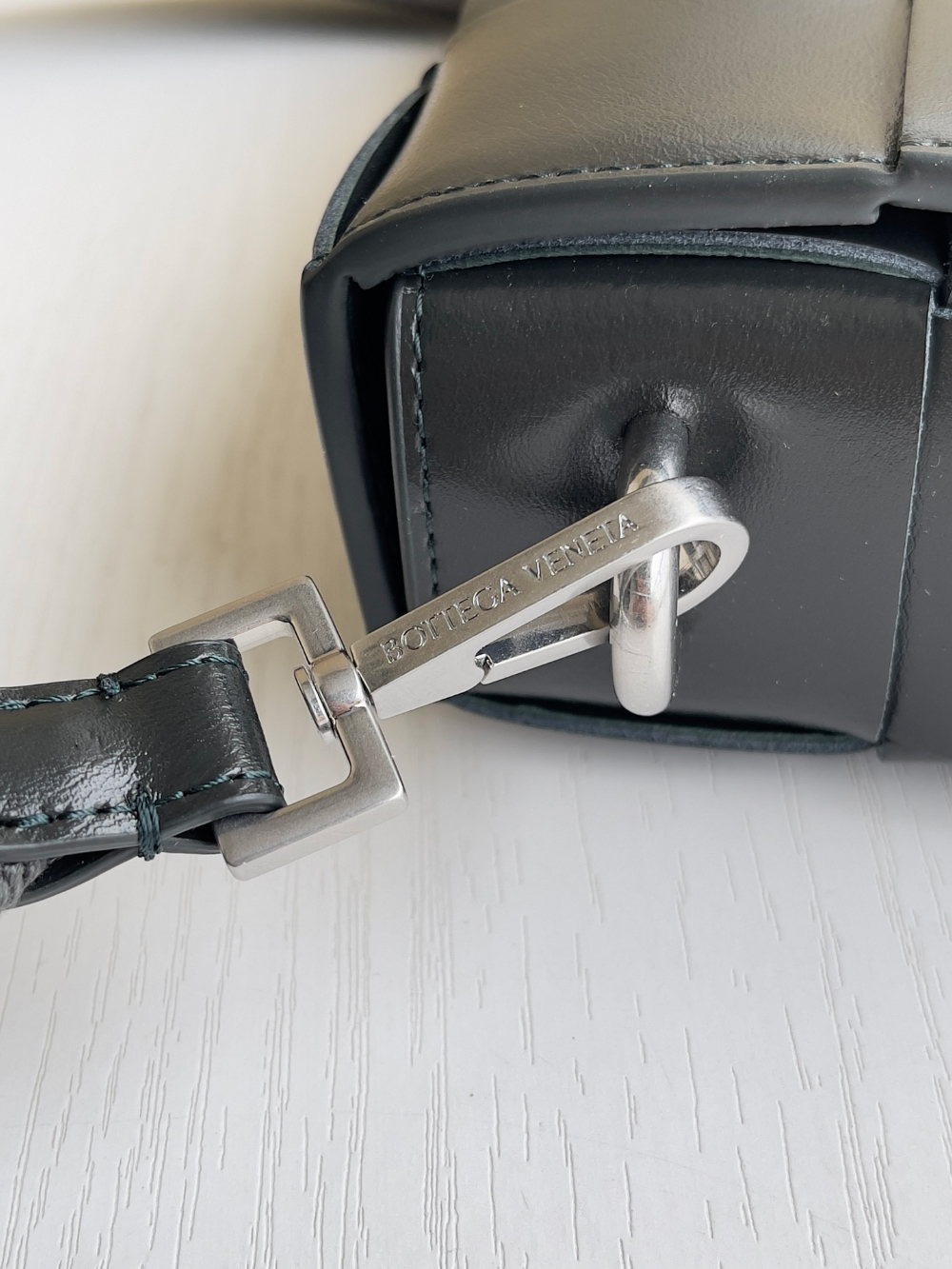 Bottega Veneta Bottega Veneta Cassette With Versatile Strap 레플리카 4번 이미지 - Bag | 세미샵 레플리카 사이트