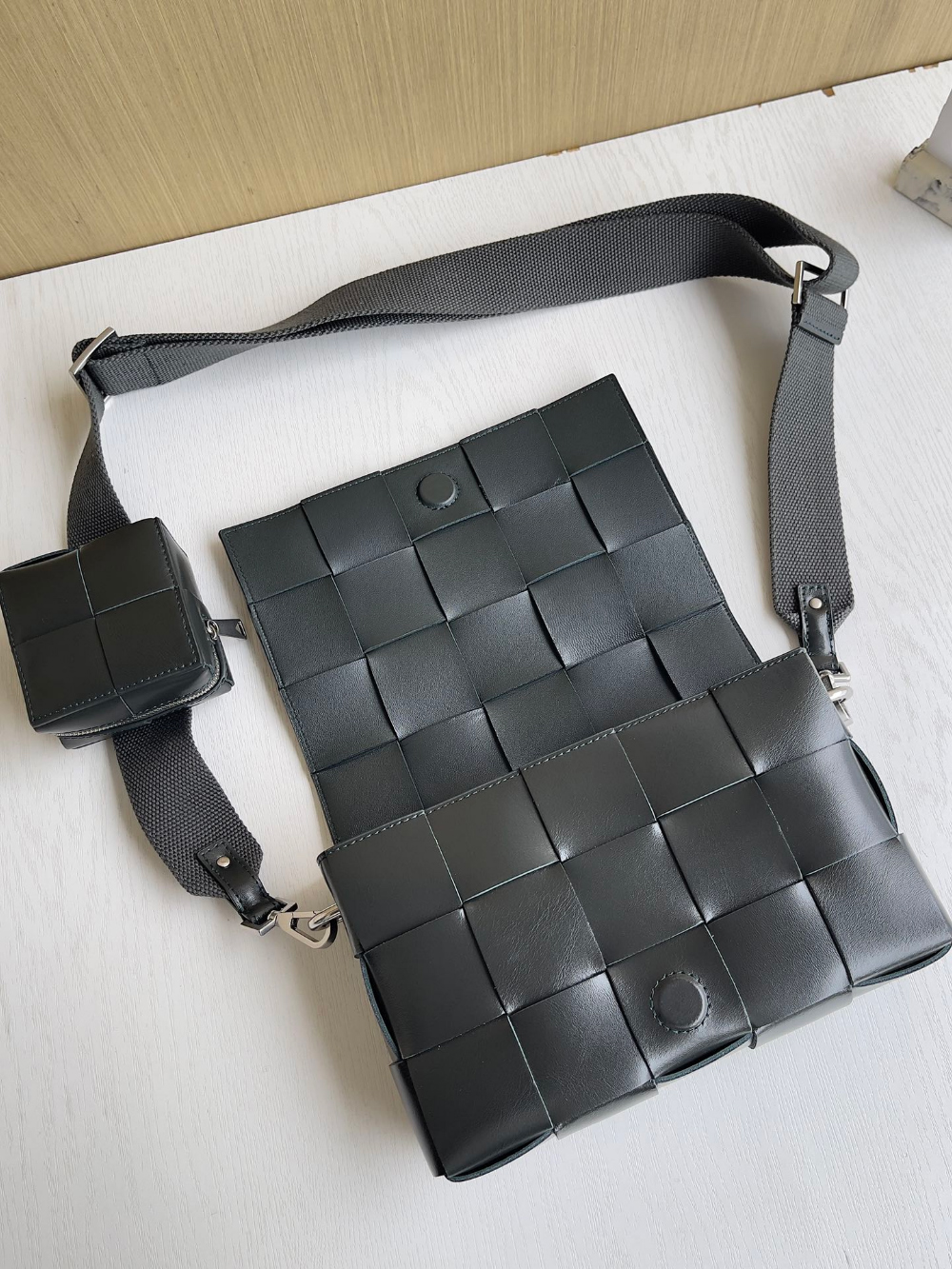 Bottega Veneta Bottega Veneta Cassette With Versatile Strap 레플리카 6번 이미지 - Bag | 세미샵 레플리카 사이트